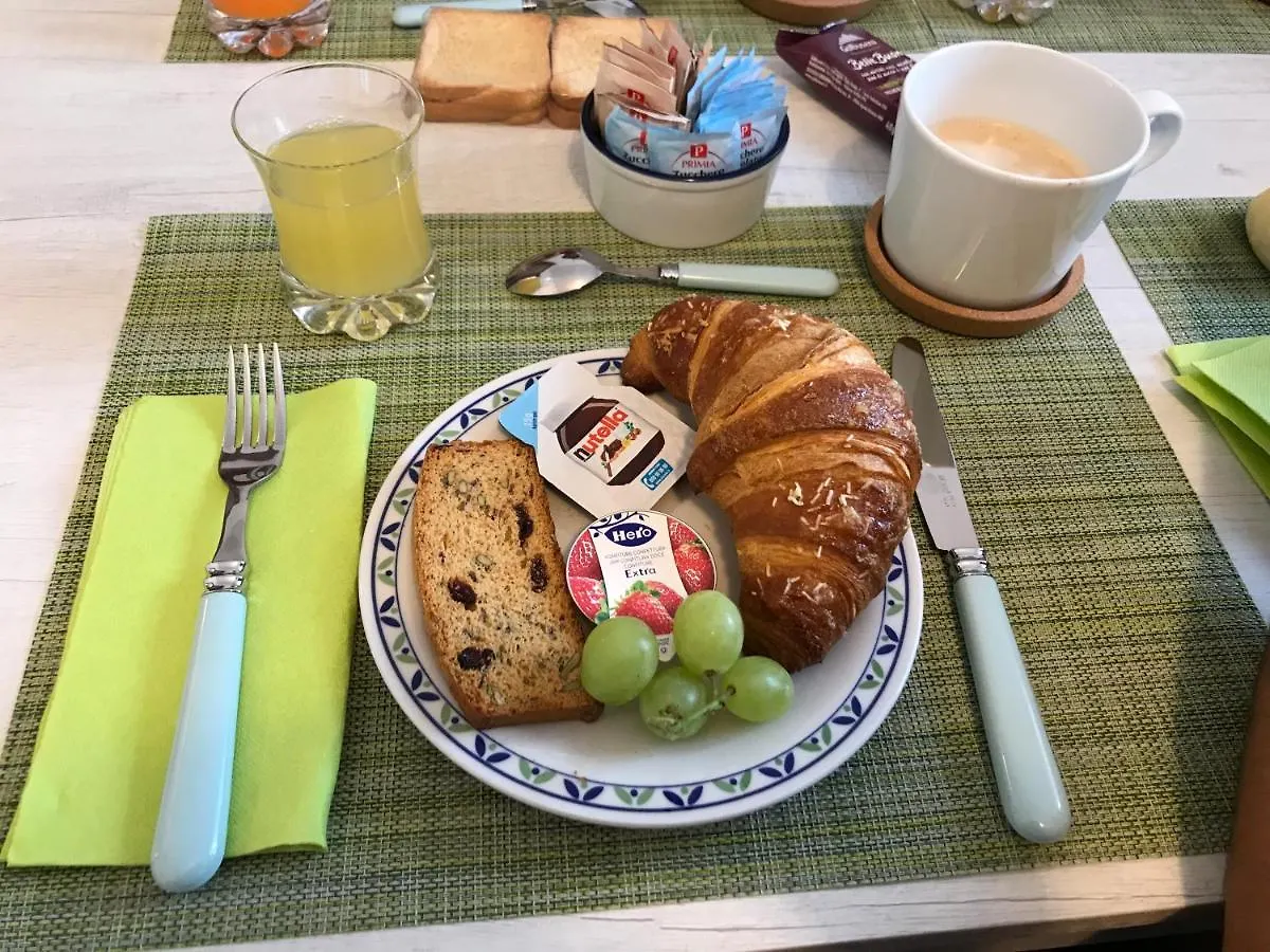 B&B dal Giotu Gravellona Lomellina 0*,  Italia