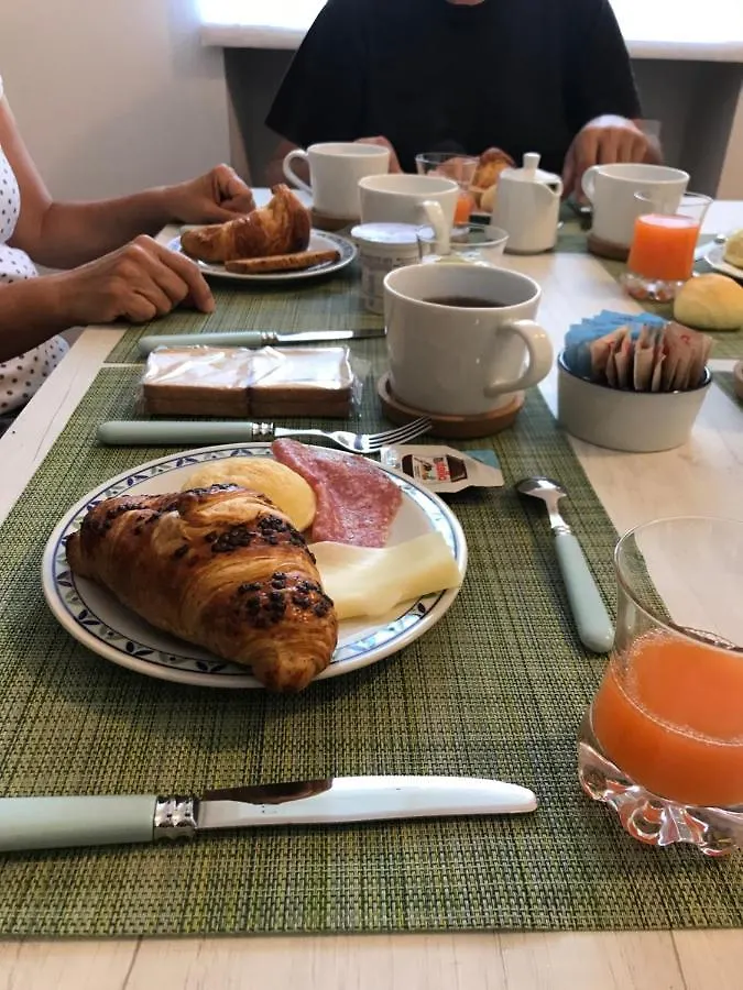 B&B dal Giotu Gravellona Lomellina 0*,  Italia
